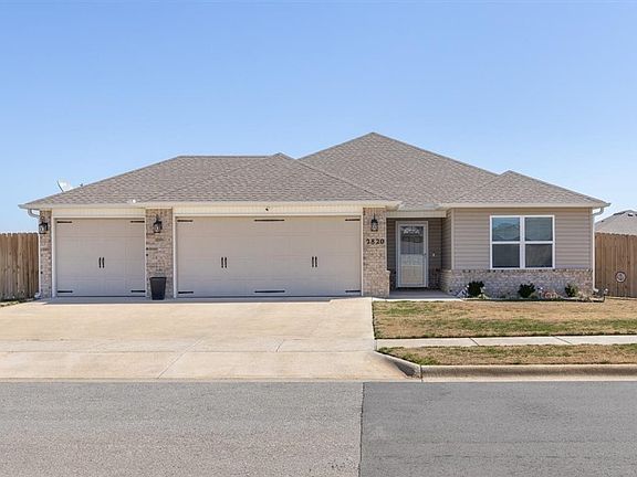 2nd image of 2820 Gorman St