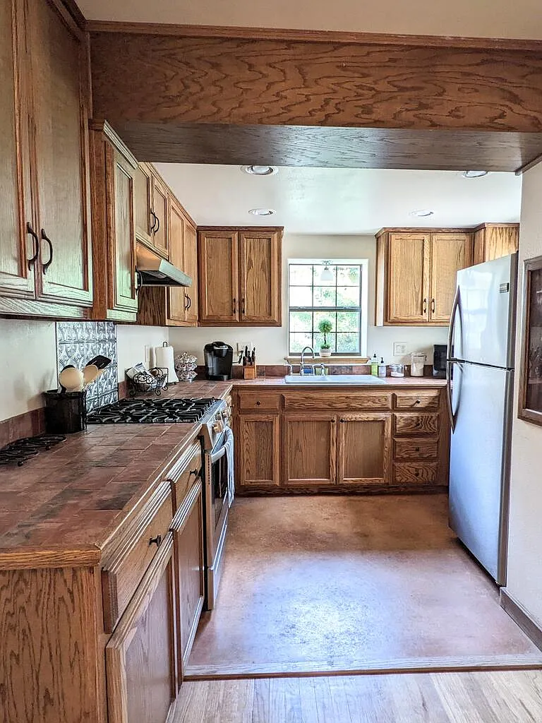 2 bed, 2.0 bath, 1246 sqft, $2,300 — Photo 3