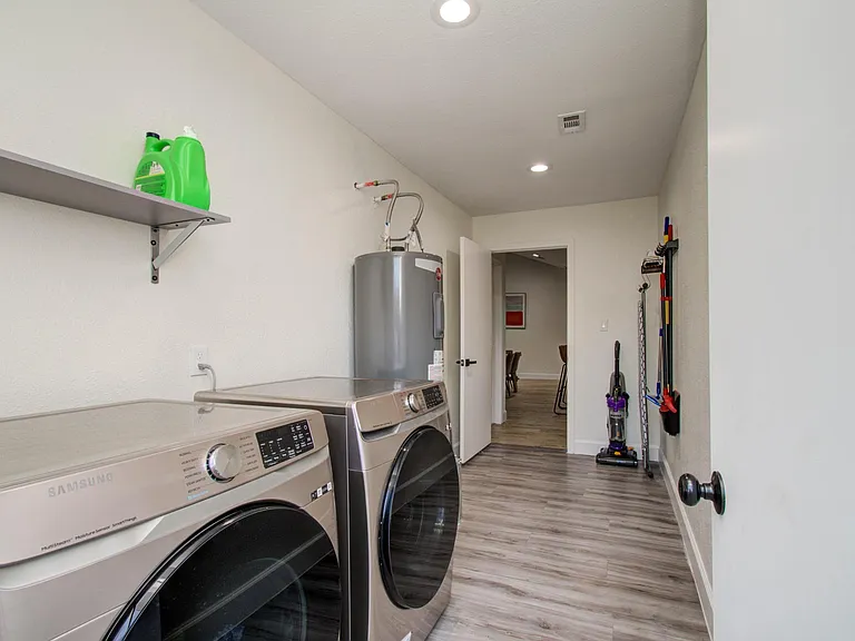 17155 Barcelona Dr — Photo 28
