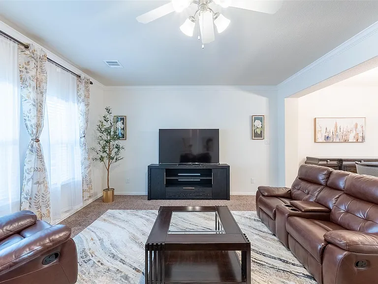 11413 Hackmatack Way — Photo 5