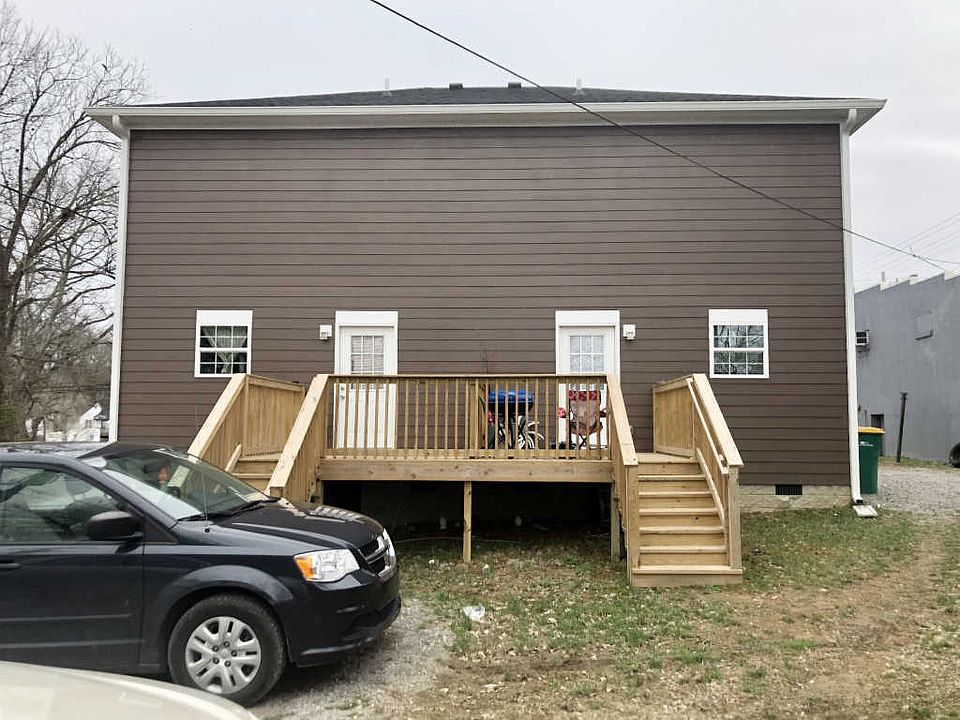 2nd image of 844 W Commerce St