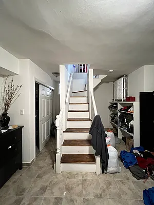 Rented by Larry Tauber, LREB | media 12