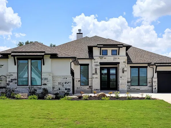 291 Bobs Cove, Castroville, TX 78009