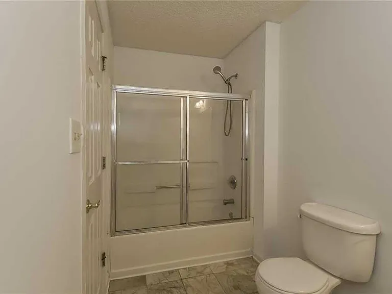 8141 Hynds Springs Ln — Photo 17