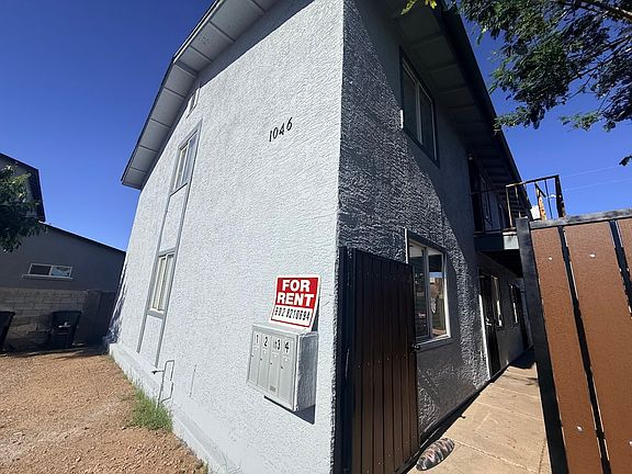 3rd image of 1046 W Polk St #A