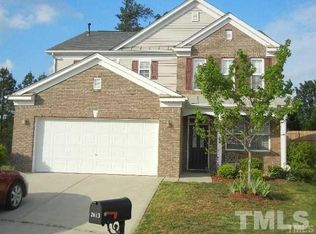 2813 Glade Aster Ct, Raleigh, NC 27604