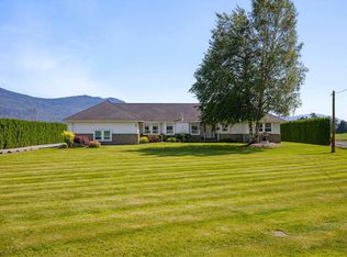 40406 No 3 Rd, Abbotsford, BC V3G2R6