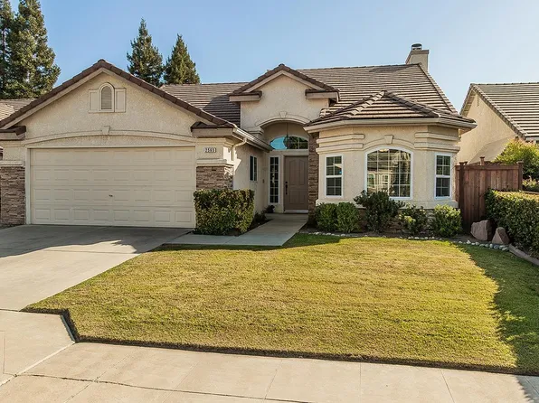 2565 E Plymouth Way, Fresno, CA 93720