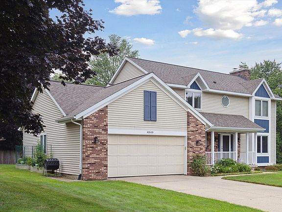 2nd image of 4949 Chableau Dr SW