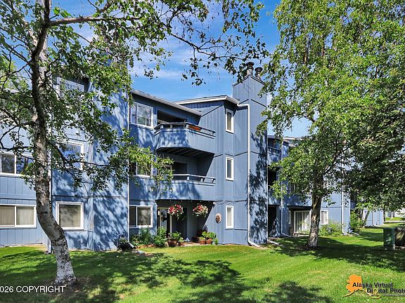 2nd image of 1650 Eastridge Dr #4204