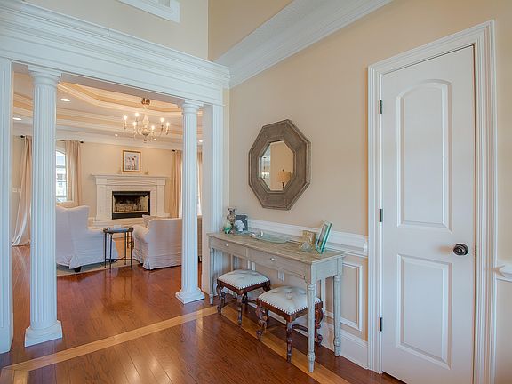 4th image of 11536 Briarstone Pl