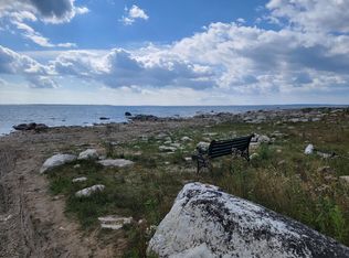 E Ponchartrain Trl, Hessel, MI 49745