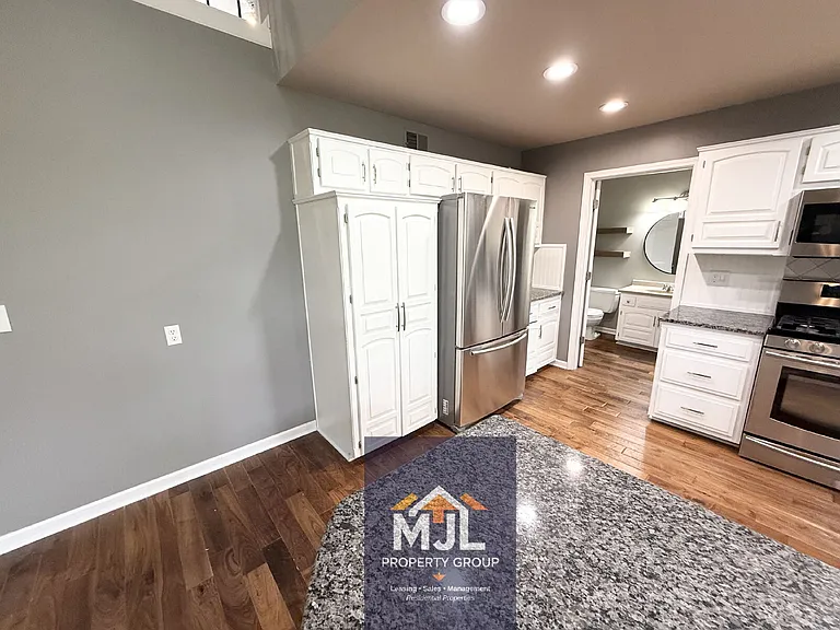 15601 Maple St — Photo 9