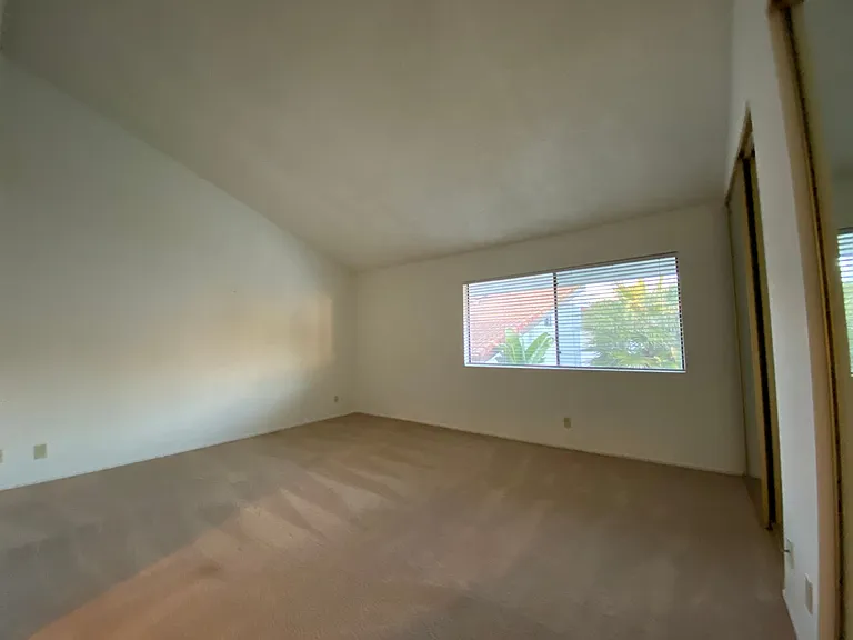 659 Del Parque Dr #B — Photo 20