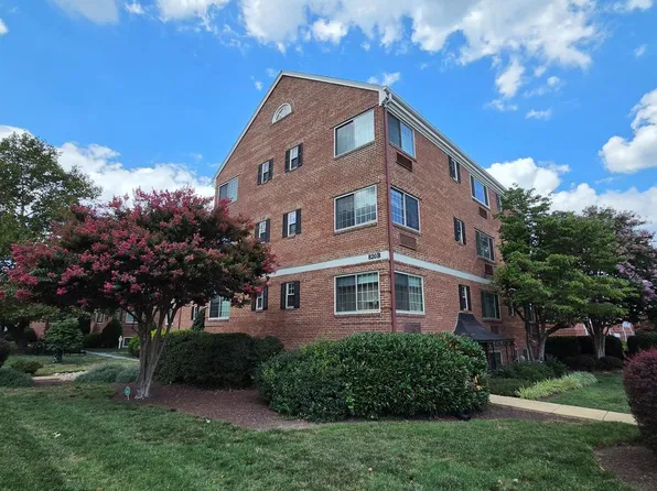 820 S Washington St #227, Alexandria, VA 22314