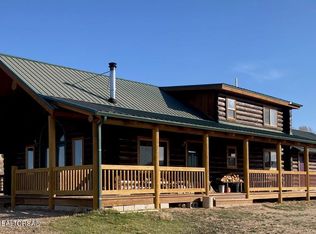 19 Mason Dr, Dubois, WY 82513