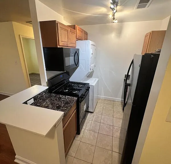 2518 Kent Village Dr #1 — Photo 14