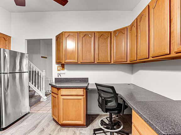 3rd image of 3131 Everglade Ave
