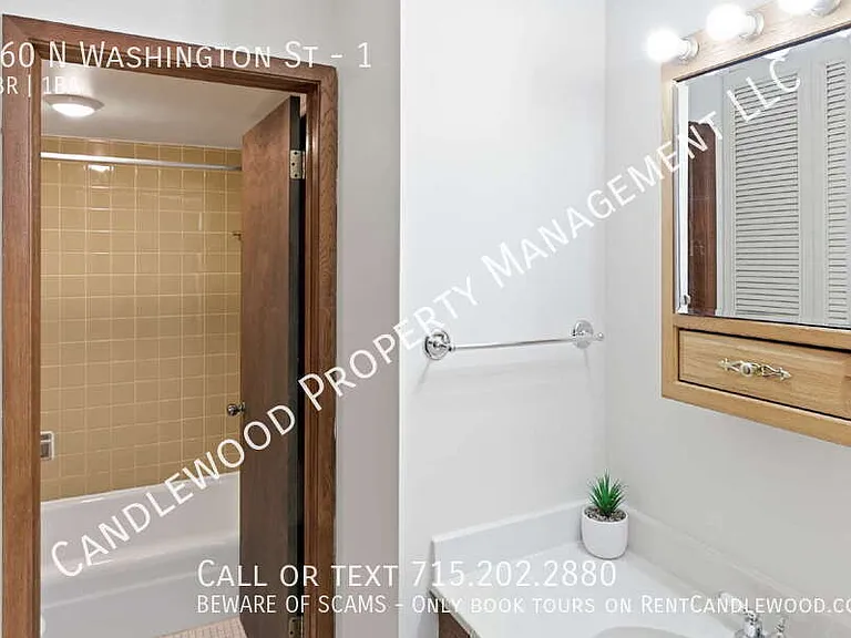260 N Washington St #1 — Photo 6