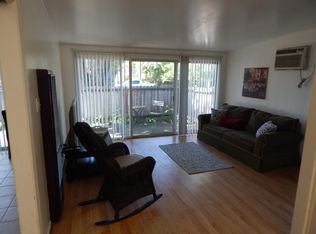 1917 E 8th St #9, Davis, CA 95616