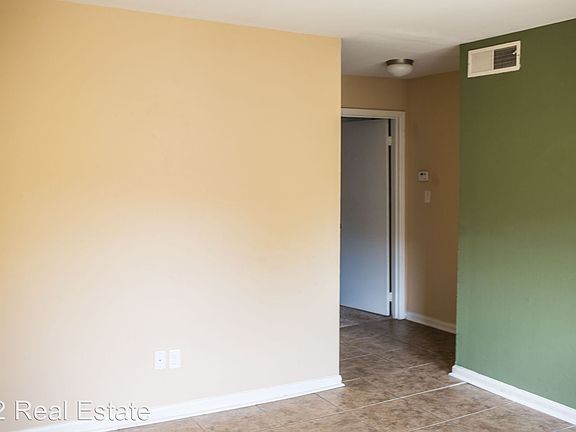 5th image of 1332 14th Ave S APT A