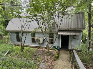 30 Hanlin Ave, Athens, OH 45701