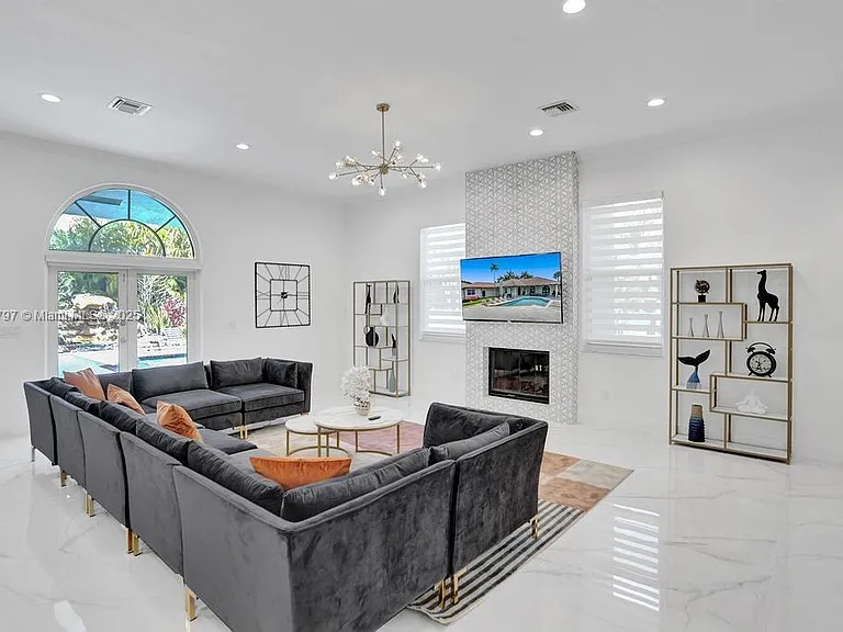 3152 SW 147th Ave — Photo 43