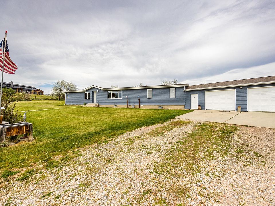 1st image of 1 Pleasant View Ln