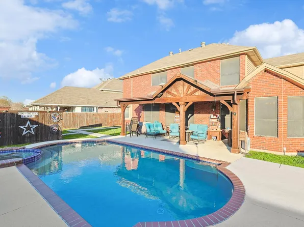 2907 Yukon Dr, Corinth, TX 76210