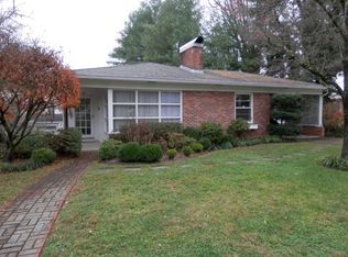 1021 Pennton Ave SW, Lenoir, NC 28645