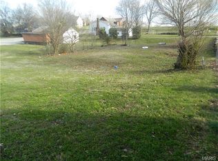 101 Holly St, Perryville, MO 63775
