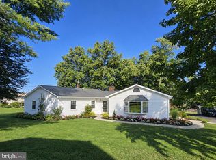 404 Mountville Dr, Lebanon, PA 17046