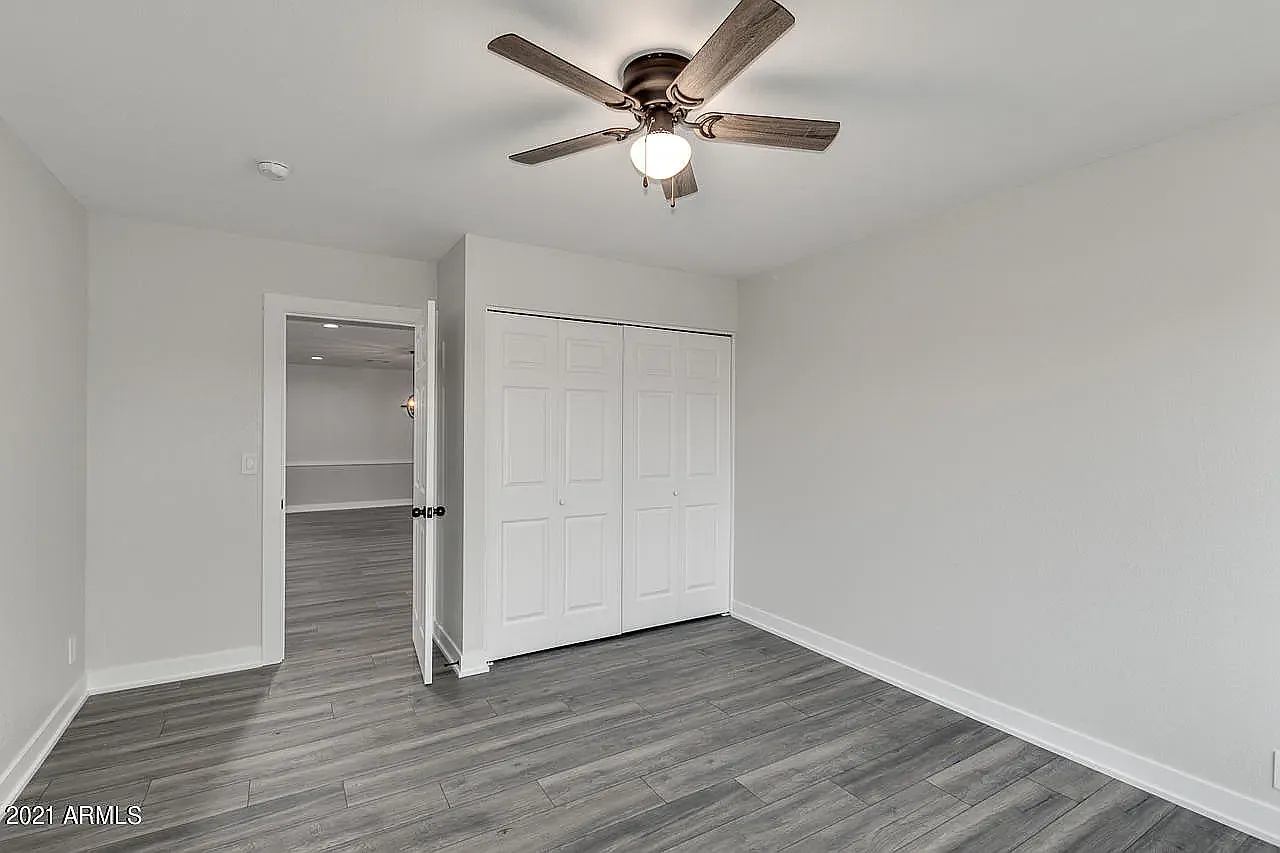 5 bed, 2348 sqft, $2,750 — Photo 4