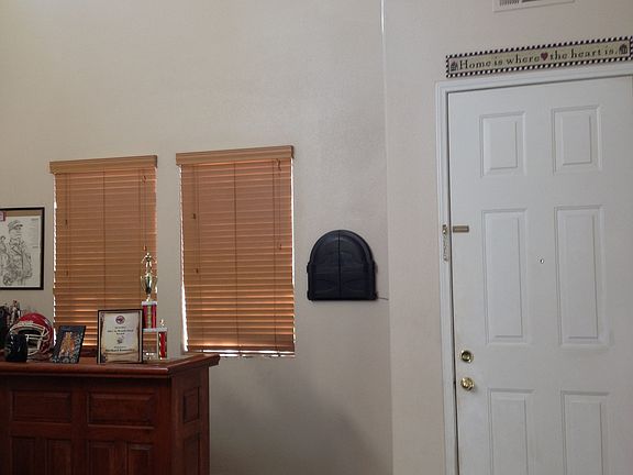Front Room/ Front Door Vaulted ceiling