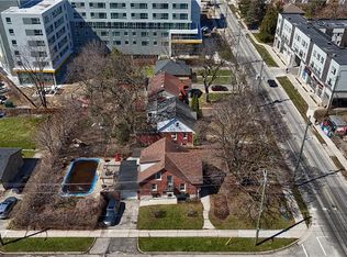 285 Albert St, Waterloo, ON
