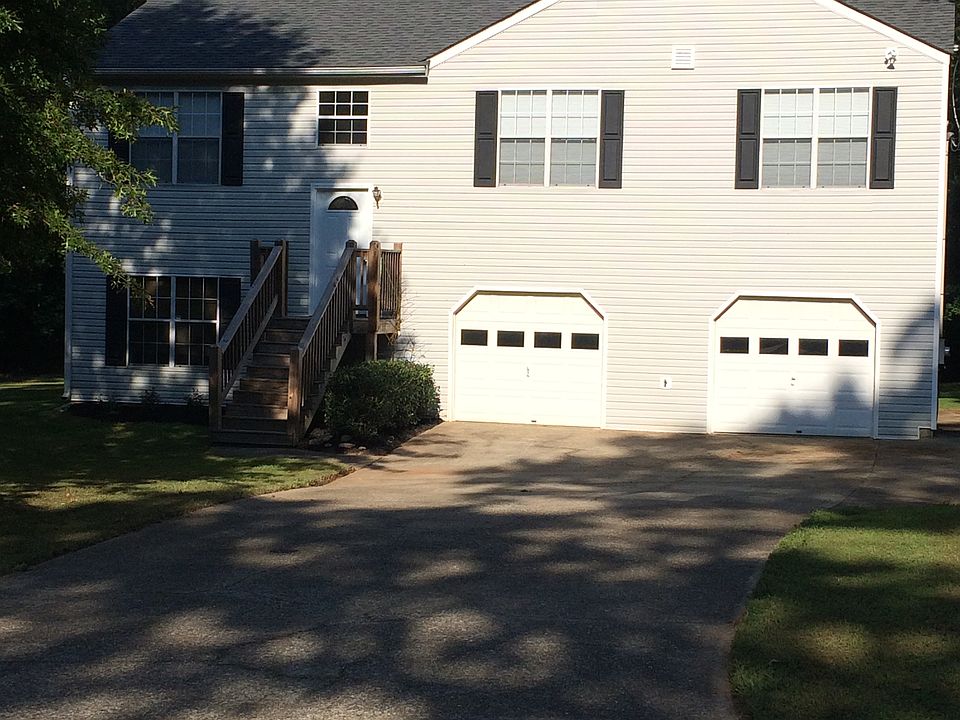 1st image of 163 Waverly Ct