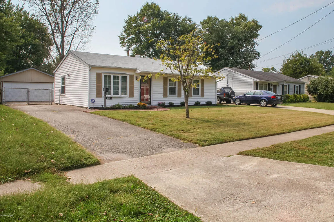 2808 Marigold Ave photo 1