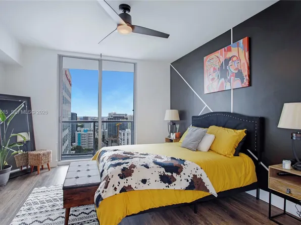 185 SW 7th St APT 2514, Miami, FL 33130