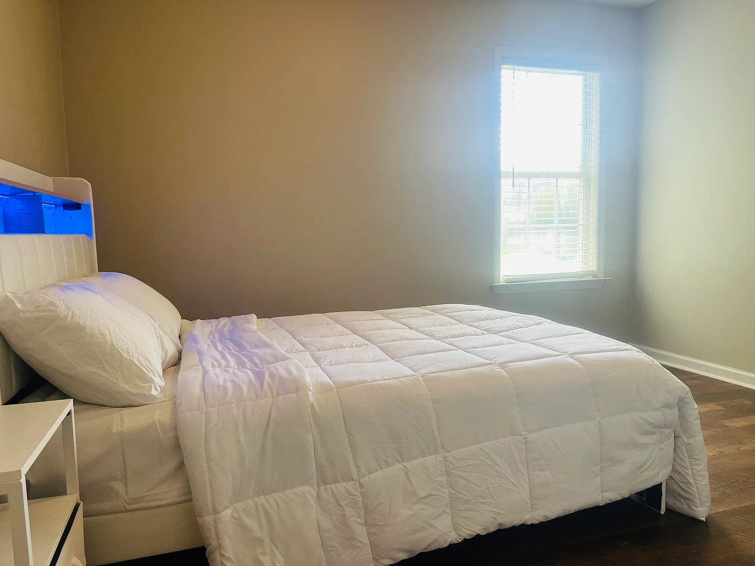 3 bed, 1254 sqft, $1,000 — Photo 2