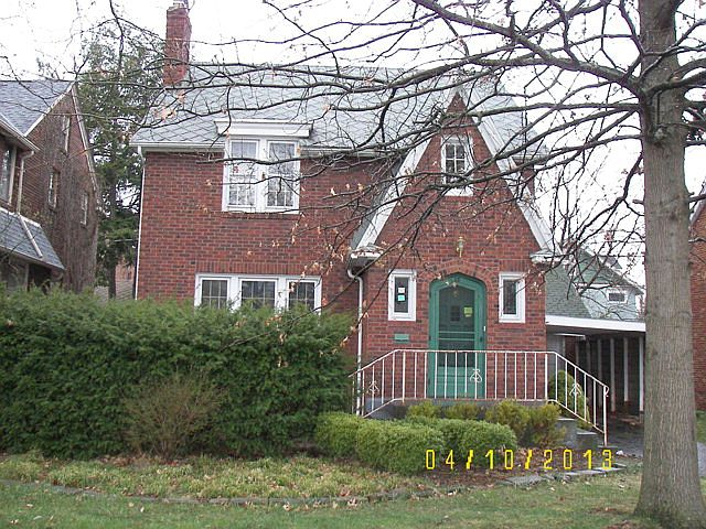 1st image of 28 Wellington Ave