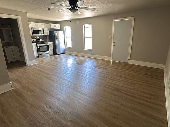 5th image of 1738 Lee Hall St #B