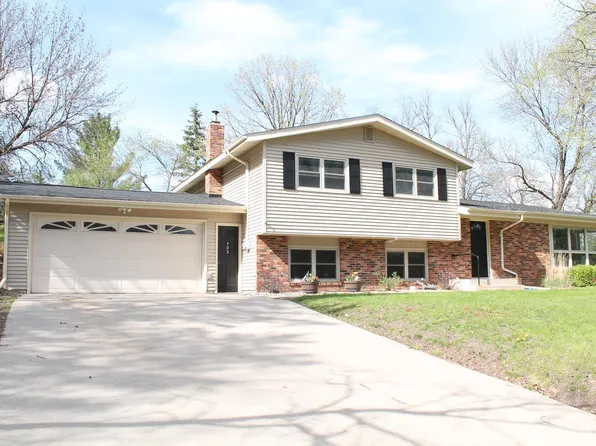 702 Scandia St, Alexandria, MN 56308