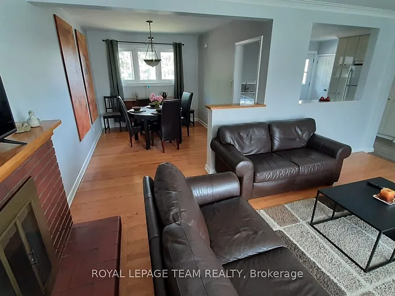 1015 Pinecrest Rd #UPSTRS — Photo 7