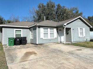 1115 Shawnee St, Houston, TX 77034