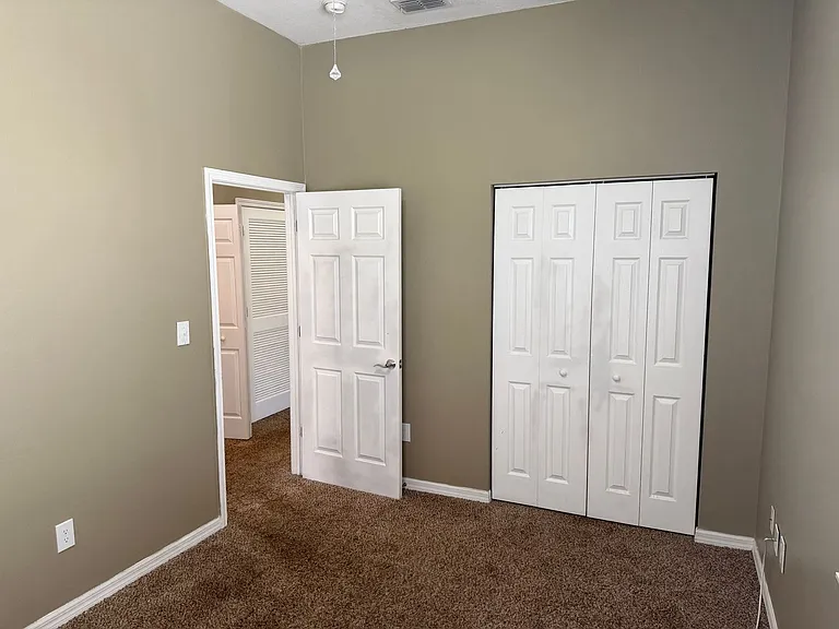 1808 E. Columbus Drive — Photo 26