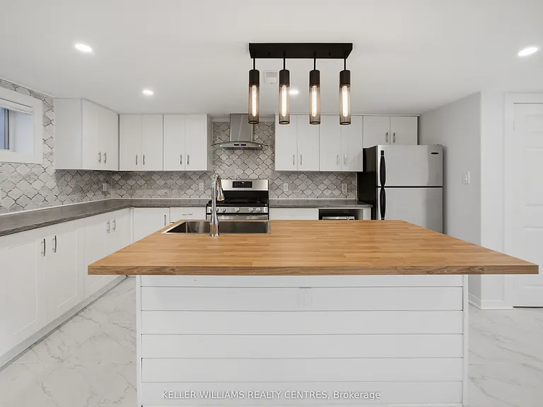 25 Townsend Ave #B — Photo 17