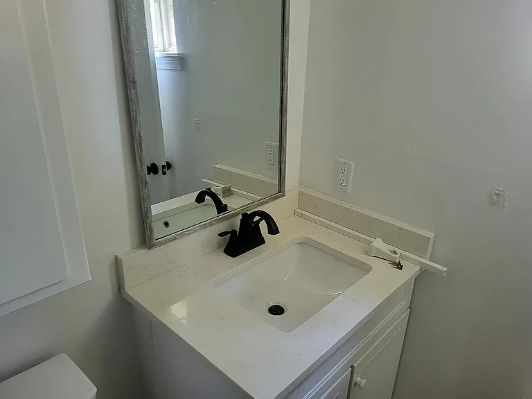 1511 W Magnolia St — Photo 11