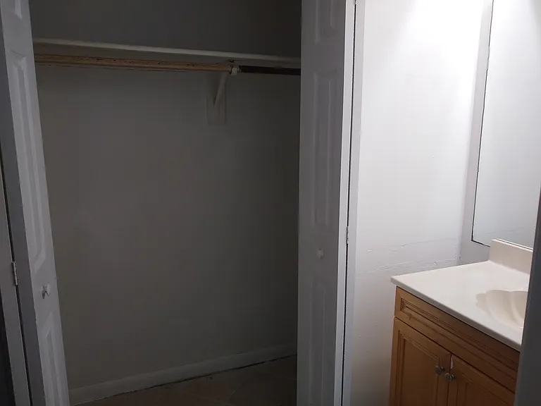 2043 Woodbriar Loop S — Photo 12