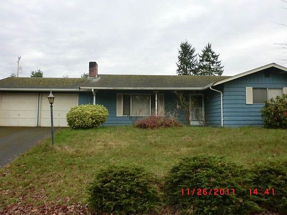 5th image of 105 Candlewyck Dr W