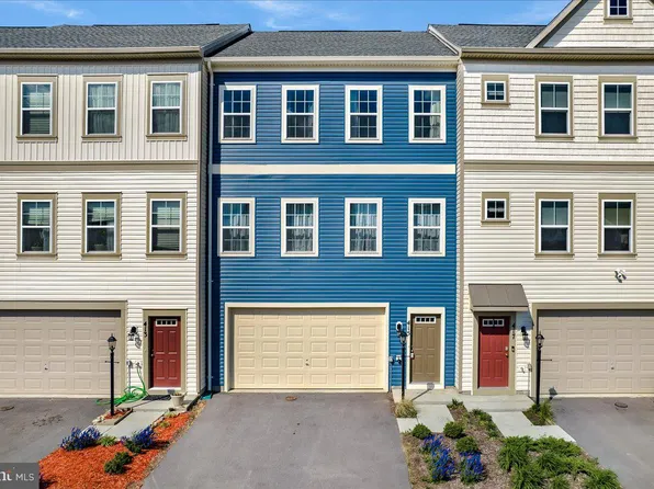 415 Parkland Dr, Stephenson, VA 22656